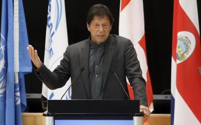 El ex primer ministro paquistaní y líder del partido Movimiento por la Justicia de Pakistán, Imran Khan, en una foto de archivo. El ex primer ministro paquistaní y líder del partido Movimiento por la Justicia de Pakistán, Imran Khan, en una foto de archivo.