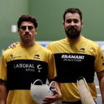 Thomas Urrutia y Julen del Río, en el frontón del Club Deportivo.