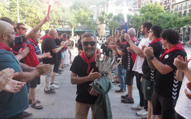 Homenaje al Eibar Rugby Taldea