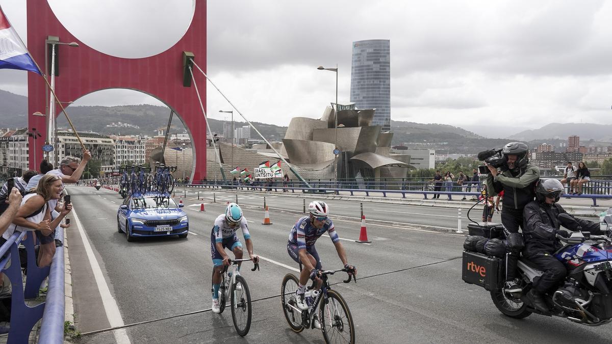 La Vuelta a su paso por Bilbao