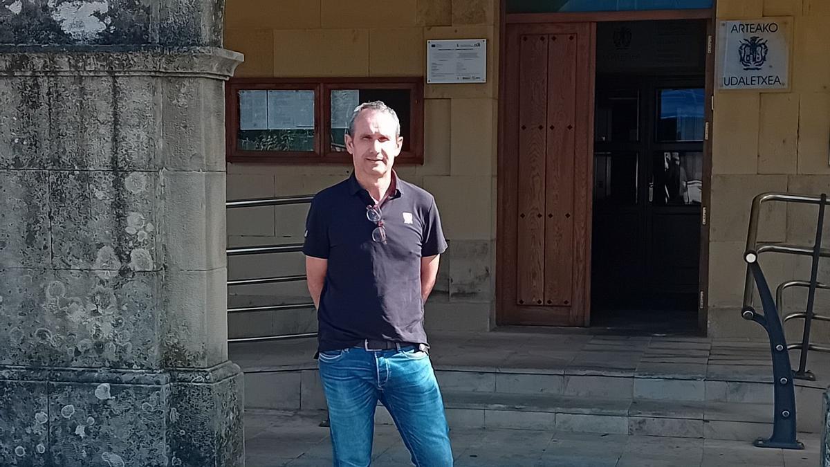 Alberto Intxaurraga deja la Alcaldía del municipio de Artea