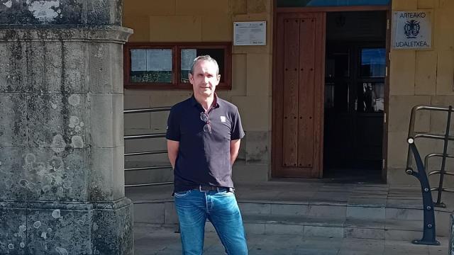Alberto Intxaurraga deja la Alcaldía del municipio de Artea