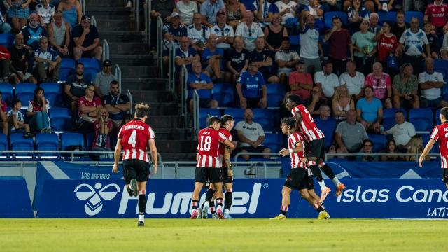 El Bilbao Athletic celebrando la victoria ante el Tenerife / Athletic Club