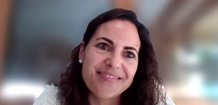 Ana Flotats, experta en educación afectivo-sexual, entrevistada en Las Mañanas de Onda Vasca