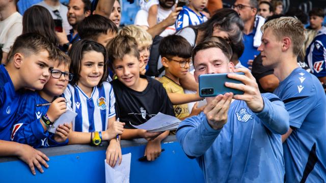 La Real ha abierto hoy Zubieta a sus aficionados. REAL SOCIEDAD La Real ha abierto hoy Zubieta a sus aficionados. REAL SOCIEDAD