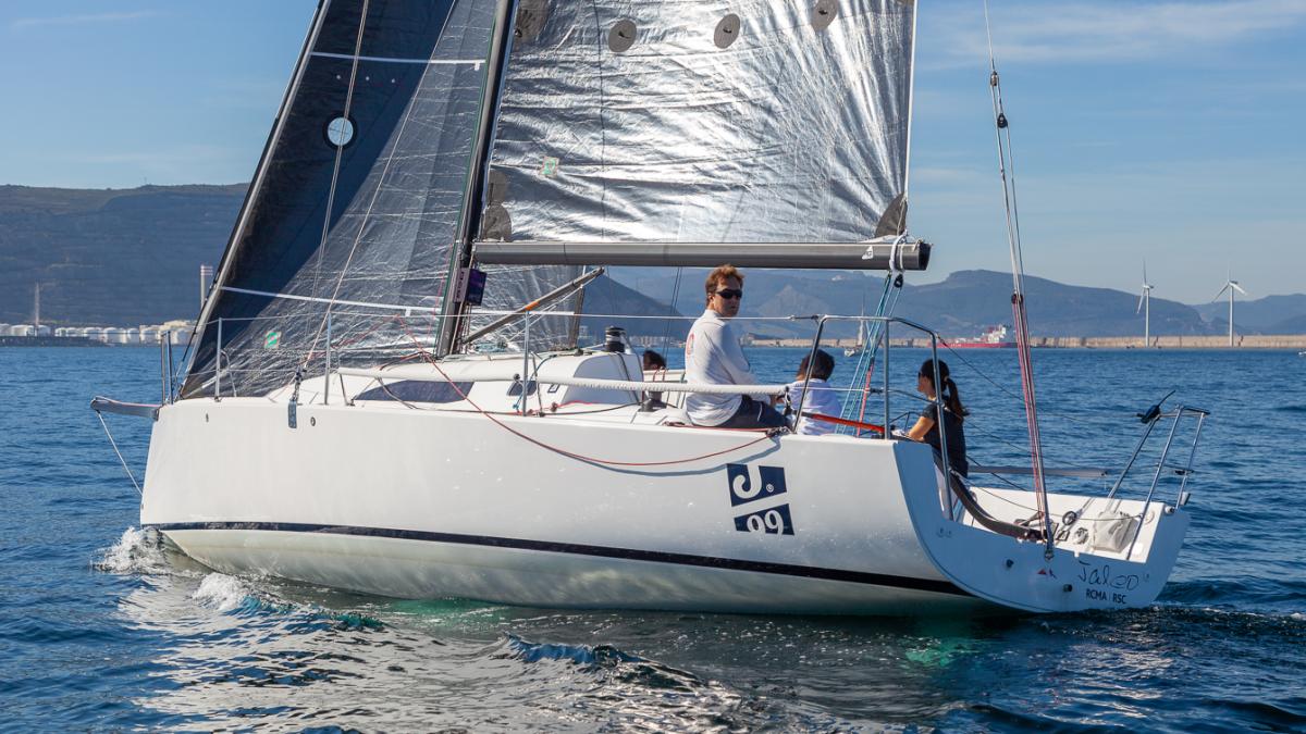 El Jaleo de Gonzalo Chávarri, ganador en la Clase J80