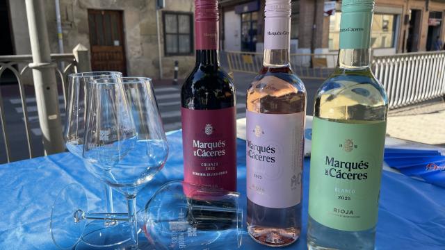 Los vinos de Marqués de Cáceres, protagonistas del brindis final de Onda Vasca desde Cenicero / MARQUÉS DE CÁCERES