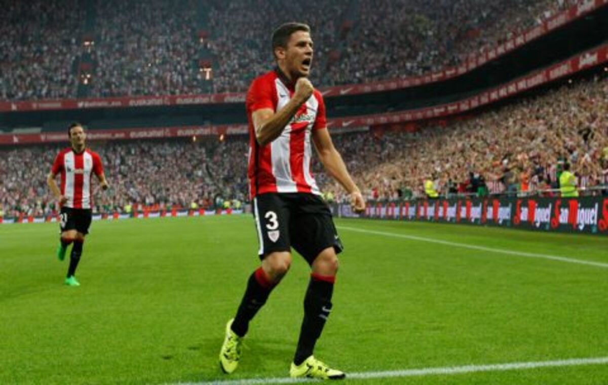 Elustondo celebra su gol ante el Zilina, uno de los tres que anotó en sus dos años como rojiblanco. / ATHLETIC CLUB