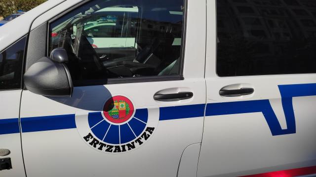  Vehículo de la Ertzaintza / EUROPA PRESS 