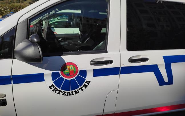  Vehículo de la Ertzaintza / EUROPA PRESS 