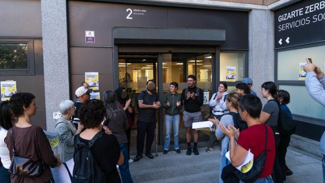 Paralizado temporalmente el desahucio de una familia del barrio donostiarra de Egia / Saretxe