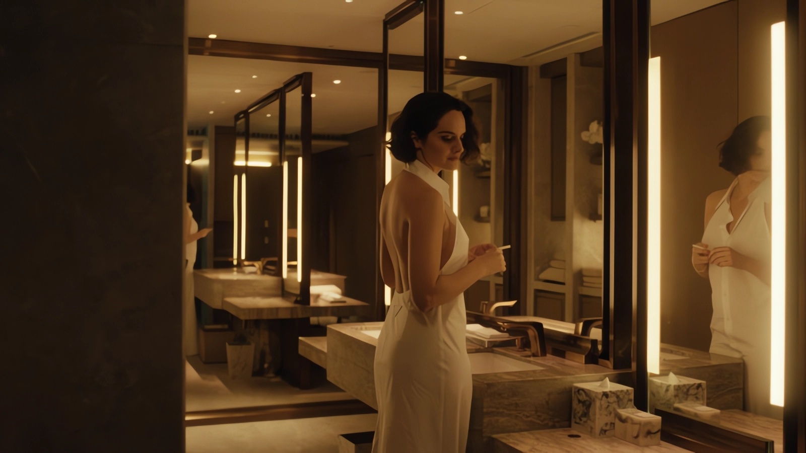 Fotograma de la película 'Emmanuelle'