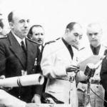 Franco quita y Franco da. Entrega de llaves de viviendas en San Ignacio