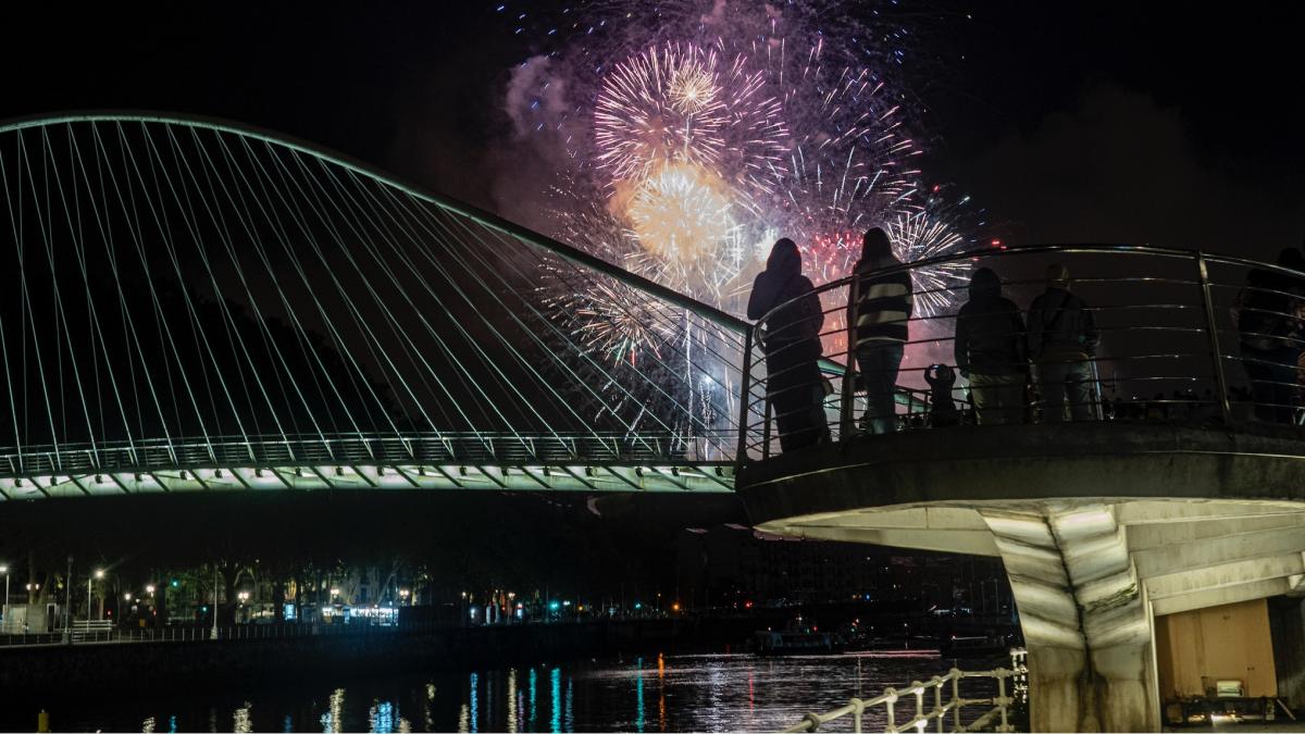 Fuegos artificiales de Aste Nagusia. Ayuntamiento de Bilbao