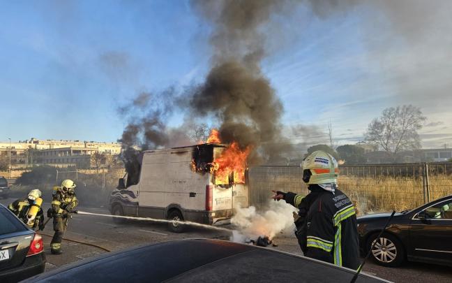 Incendio de una furgoneta en Tudela DNN