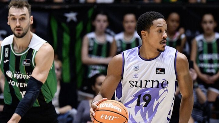 Melwin Pantzar en Olimpic de Badalona. foto: X @bilbaobasket