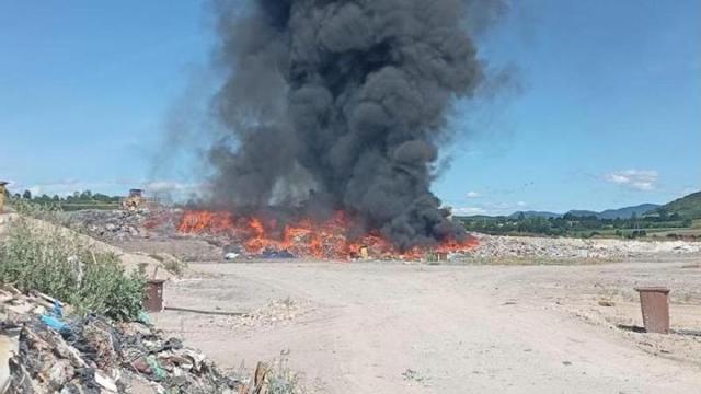 ncendio en el vertedero de Gardelegi Bomberos Vitoria-Gasteiz