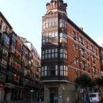 Imagen de la calle Hurtado de Amézaga de Bilbao en la que se ha registrado el robo este martes | DEIA