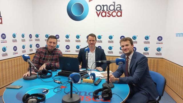 Kepa Loizaga, delegado de OCU en Euskadi e Ignacio Jaurrieta del bufete Montes & Asociados