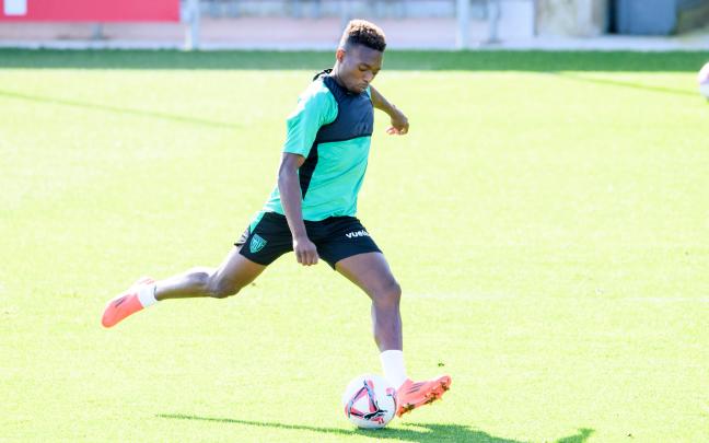 Álvaro Djaló en un entrenamiento / Athletic Club