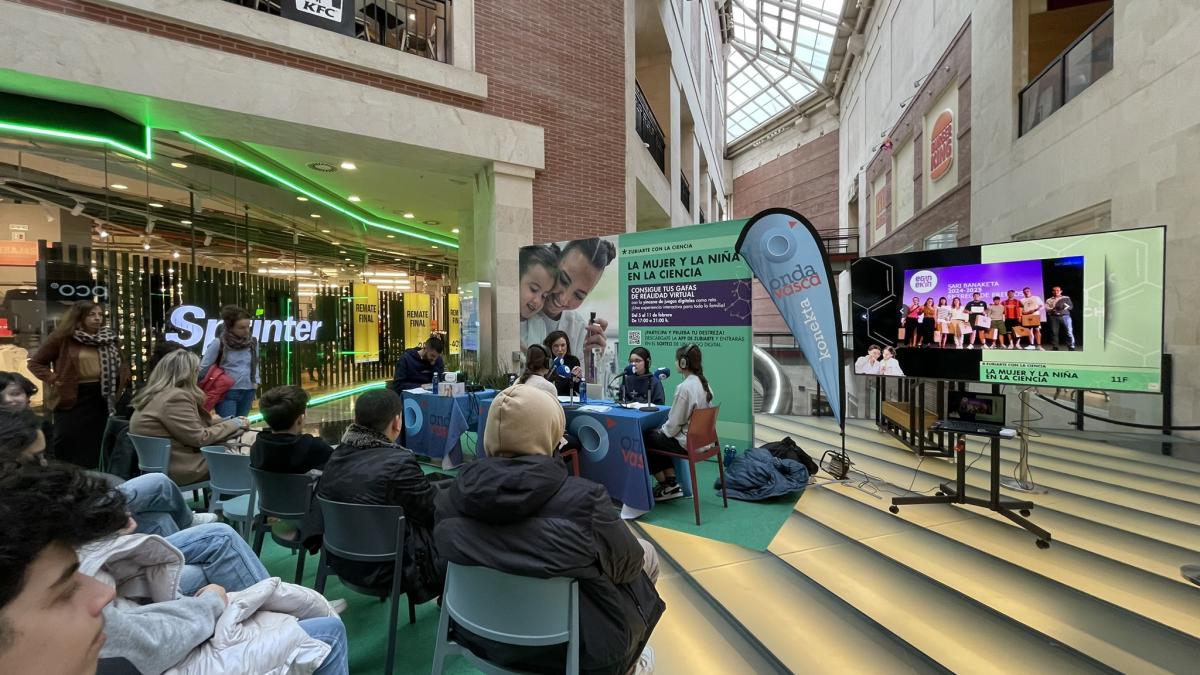 Programa especial por el Día de la Mujer y la Niña en la Ciencia desde el centro comercial Zubiarte