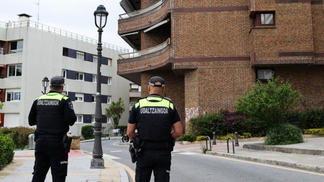 Imagen de archivo de agentes de la Policía Municipal de Getxo | Pankra Nieto, Deia