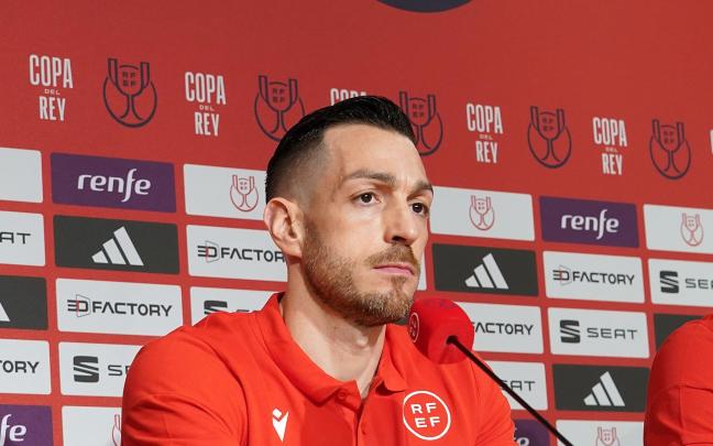 Eduardo Prieto Iglesias, nuevo resposable del VAR, durante una rueda de prensa con la RFEF. X: @RFEF