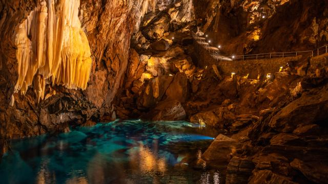 Gruta de las Maravillas, en Huelva.