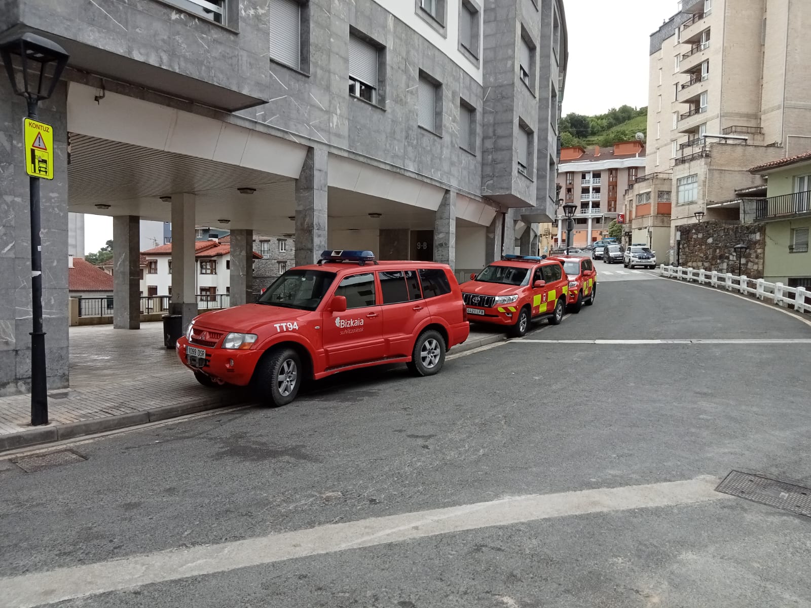 Bomberos de Euskadi desplazados a Mutriku. X: @BomberosEuskadi