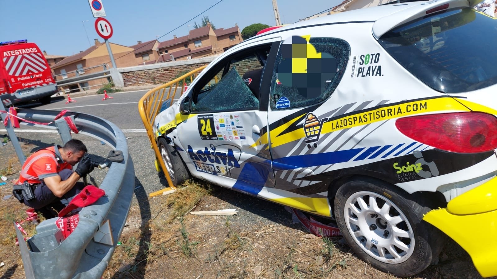 Estado del vehículo tras el accidente. X: @POLICIAFORAL_NA