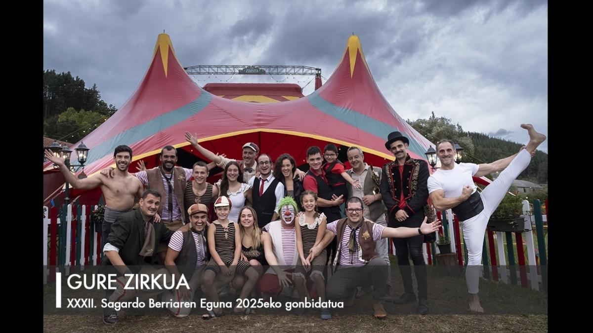 Los integrantes de 'Gure Zirkua' abrirán el txotx de este año en Astigarraga / SAGARDOAREN LURRALDEA