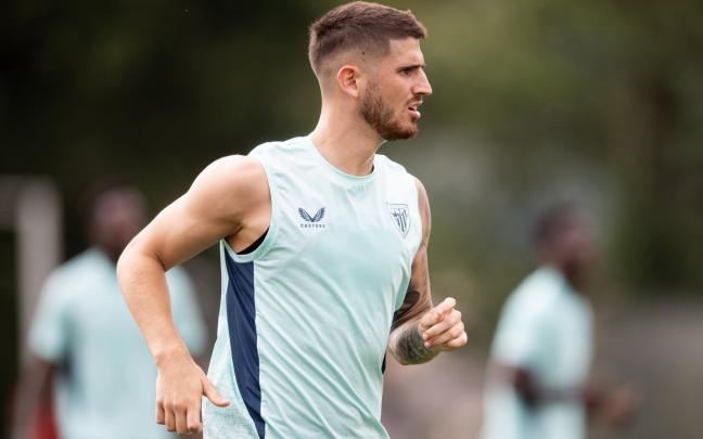 Oihan Sancet durante un entrenamiento / Athletic Club