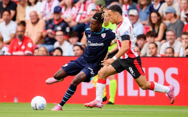 Nico Williams controla un balón en el último amistoso / Athletic Club Nico Williams controla un balón en el último amistoso / Athletic Club