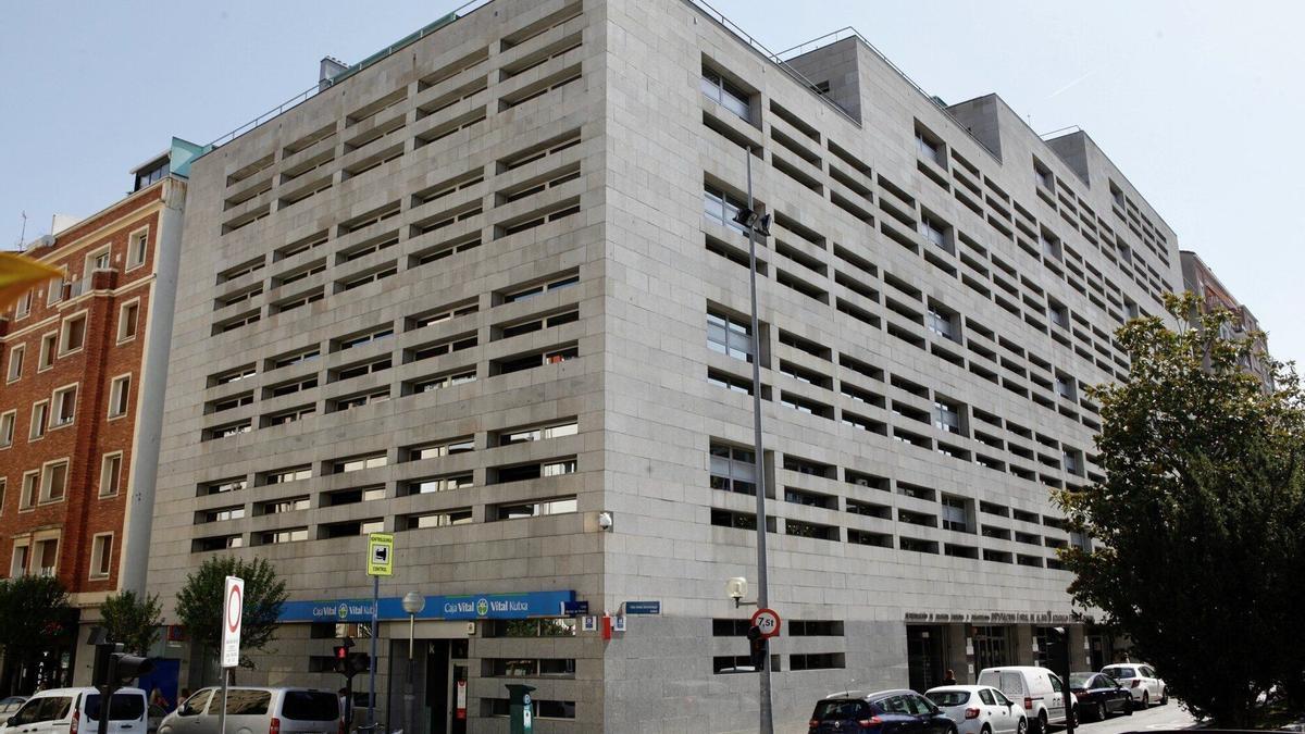 Sede de la Hacienda alavesa. Pilar Barco