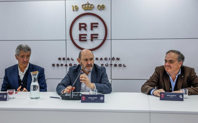 Gil Marín, Louzán y Aperribay, este mañana en la reunión celebrada en Las Rozas