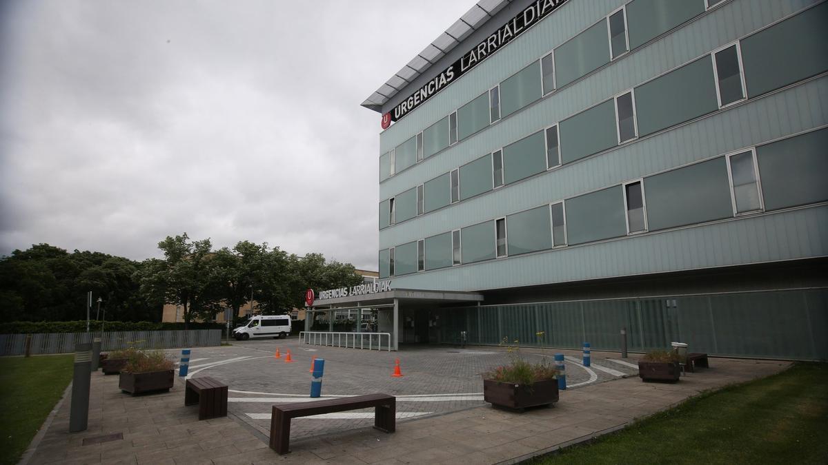 Exterior del edificio de Urgencias del Hospital Universitario de Navarra. Javier Bergasa