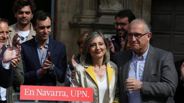Cristina Ibarrola, en la despedida de la campaña frente al edificio consistorial. Foto: Javier Bergasa