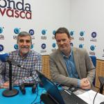 Ignacio Lobo con Txema Gutiérrez en los estudios de ONDA VASCA