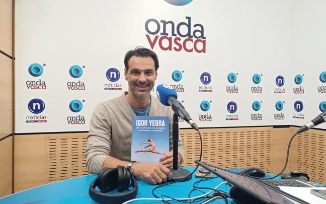 Igor Yebra en los estudios de Onda Vasca