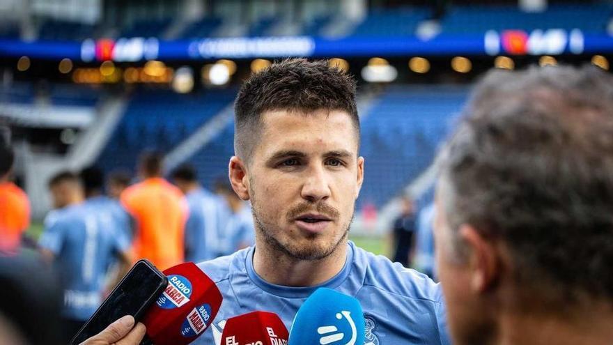 Igor Zubeldia, en una atención a la prensa. R.S.