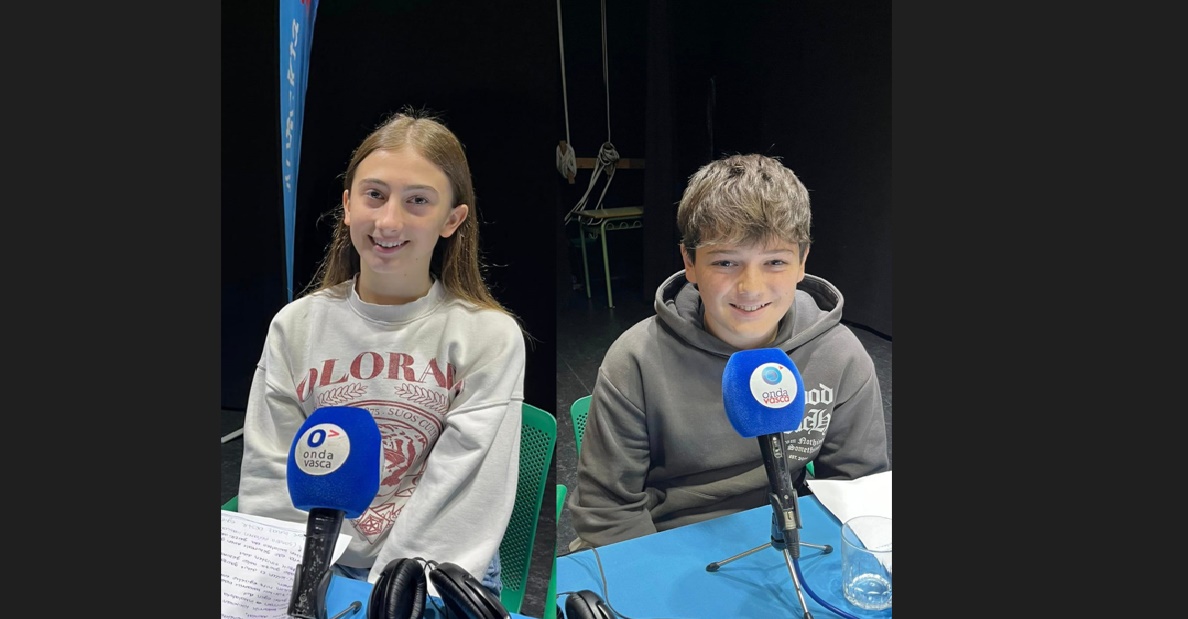 Elaienea Ikastetxeko bi ikasle.