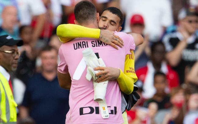 Compañeros en la selección, Unai Simón y David Raya vuelven a verse las caras frente a frente como en el amistoso de pretemporada, jugado en Londres. / ATHLETIC CLUB
