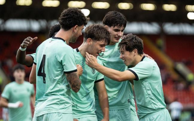 Los cachorros celebrando un gol / Athletic Club