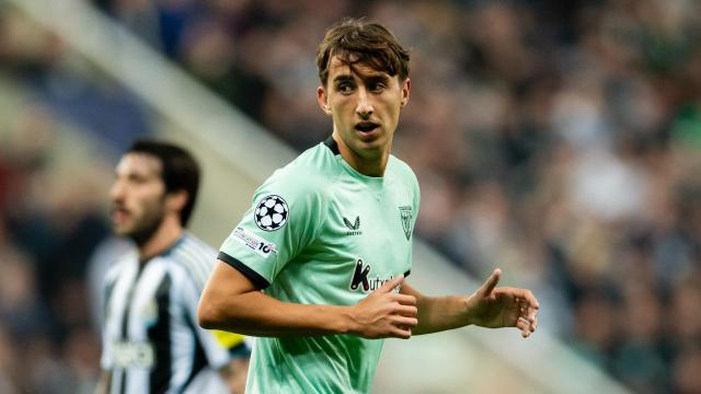 Asier Hierro, debutante junto a Selton Sánchez en Newcastle, ha vuelto a la lista de Valverde. / ATHLETIC CLUB