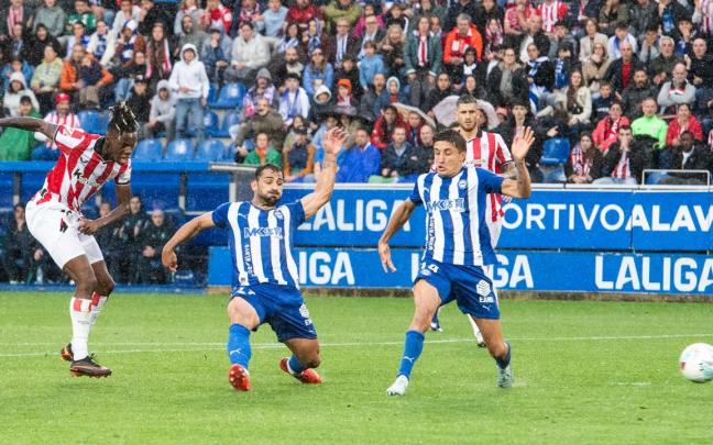 Nico Williams volvió a ser protagonista decantando, con su doblete, el derbi de Mendizrroza. / ATHLETIC CLUB
