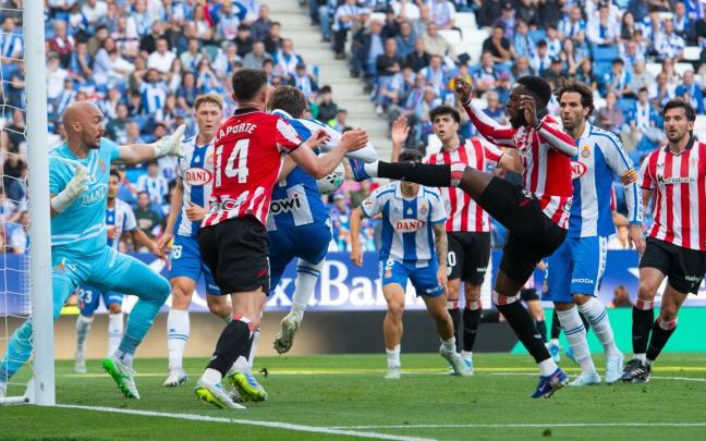 El Athletic busca el gol contra el Espanyol / Athletic Club