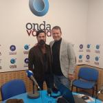 Raúl González 'Txoron', junto a Txema Gutiérrez, esta mañana en el estudio de Onda Vasca