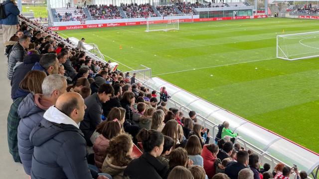 Imagen del entrenamiento de hoy en Lezama a puerta abierta