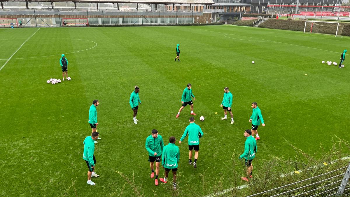 Imagen del entrenamiento de esta mañana en Lezama