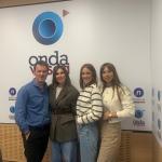 Txema Gutiérrez con Iran Rodríguez, Esti Prieto y Leyre Torres, en el estudio de Onda Vasca